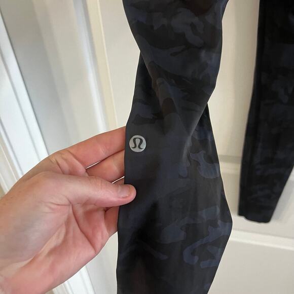 Lululemon Fast and Free Tight II 25" *Non-Reflective Nulux Size 4 - Picture 5 of 6